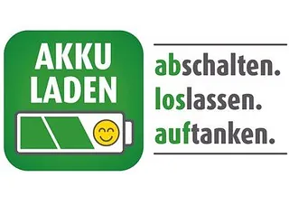 Eine Grafik mit einem Batteriesymbol und dem Text „abschalten. loslassen. auftanken.“.